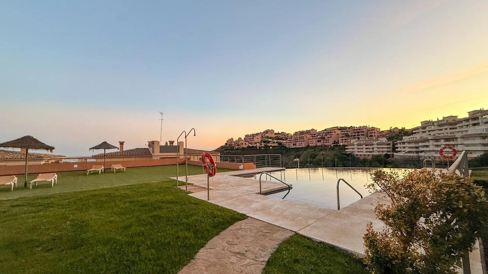 Casa Colon- Spacious 2Br! Views, Terrace & Beach Malaga 0*,  Spain